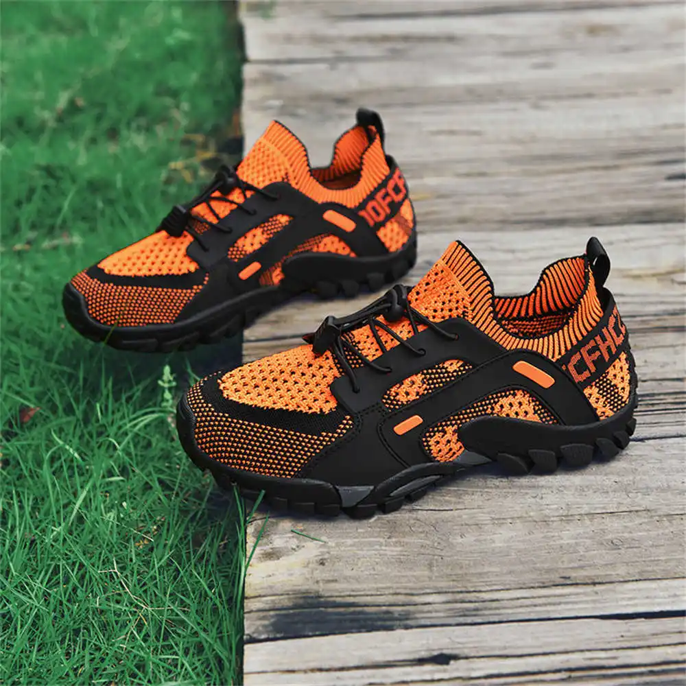 Tech Accessories Wholesale - Sepatu olahraga pria, ukuran 43 ukuran