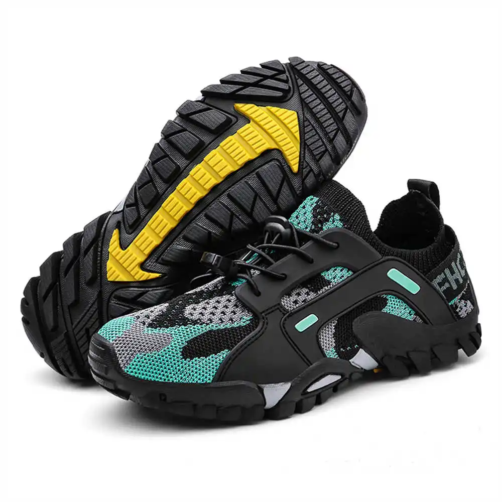 Sepatu olahraga pria, ukuran 4 - Tech Accessories Wholesale ulasan dan harga