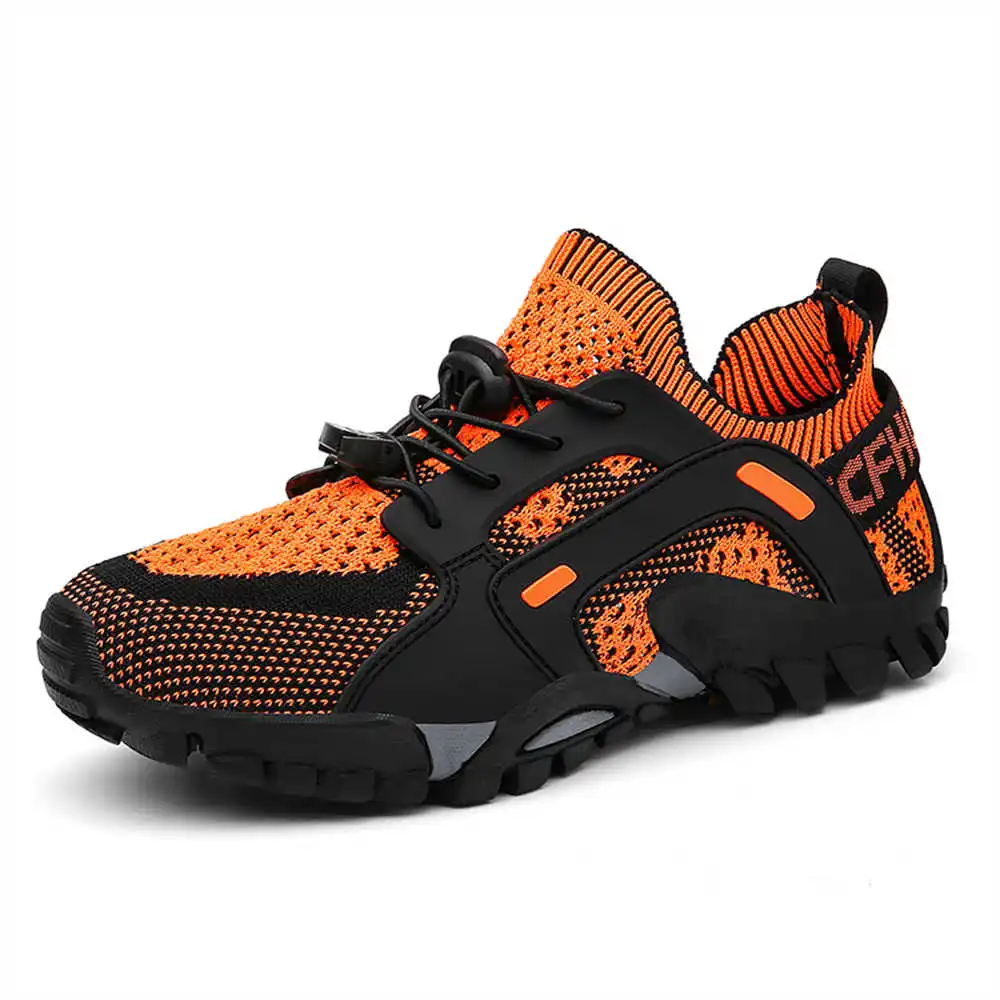 Sepatu olahraga pria, ukuran 4 - Tech Accessories Wholesale ulasan dan harga
