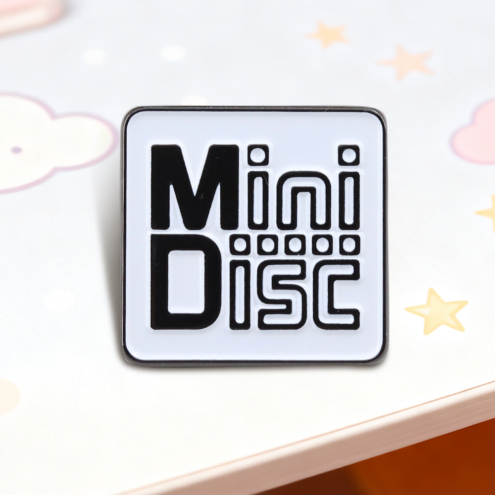 Pin Enamel Logo MiniDisc MD Vi - Tech Accessories Backpack ulasan dan harga