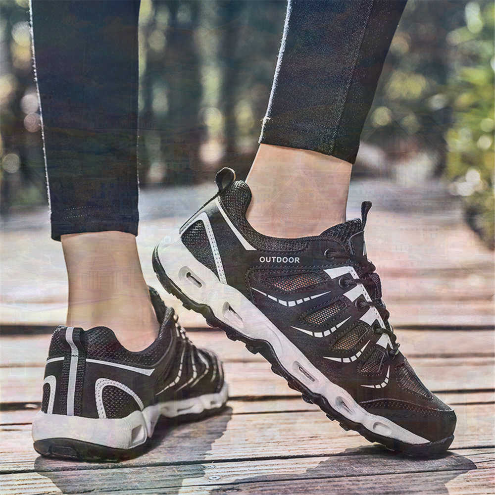 Sepatu Tenis Perak Ujung Bulat - Tech Accessories Wholesale ulasan dan harga